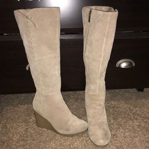 Kenneth Cole Reaction Taupe Suede Wedge Heel Boots
